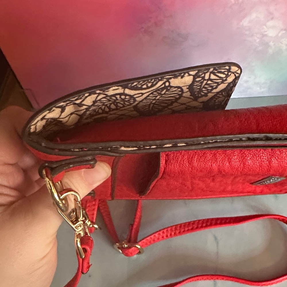 Carlos Santana Bold Red Crossbody Bag with Lion - Picture 11 of 17